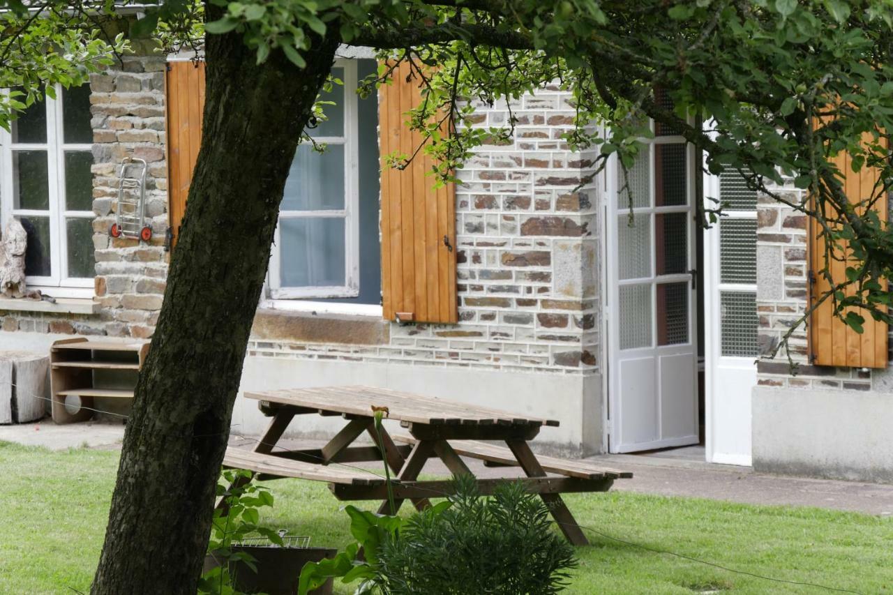 La Petite Maison O Bord De L'Eau Bernieres-le-Patry エクステリア 写真